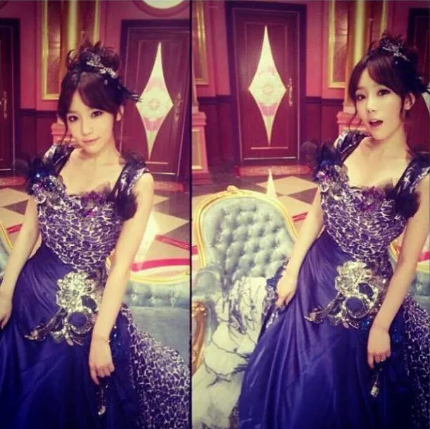 Taeyeon Girls Generation memposting fotonya yang begitu cantik dan imut di akun instagram miliknya @allkpop.com