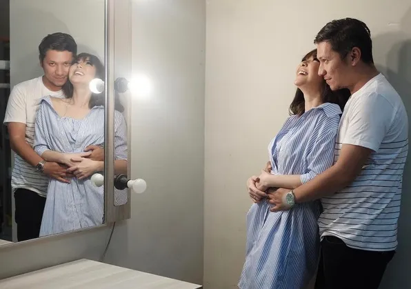 Pasangan Gading Marten dan Gisella Anastasia selalu terlihat harmonis dan mesra. /©instagram.com/gisel_la