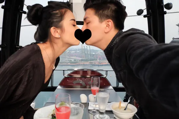 Chelsea & Glenn ciuman mesra © Instagram/glennalinskie