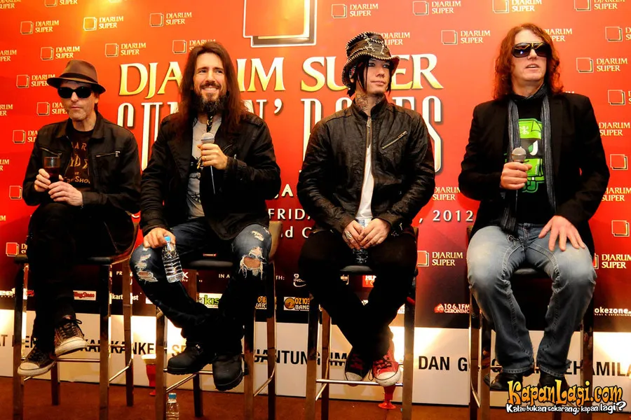 Pihak Polda Metro Jaya menegaskan bahwa tertundanya Guns N Roses murni karena persoalan cuaca