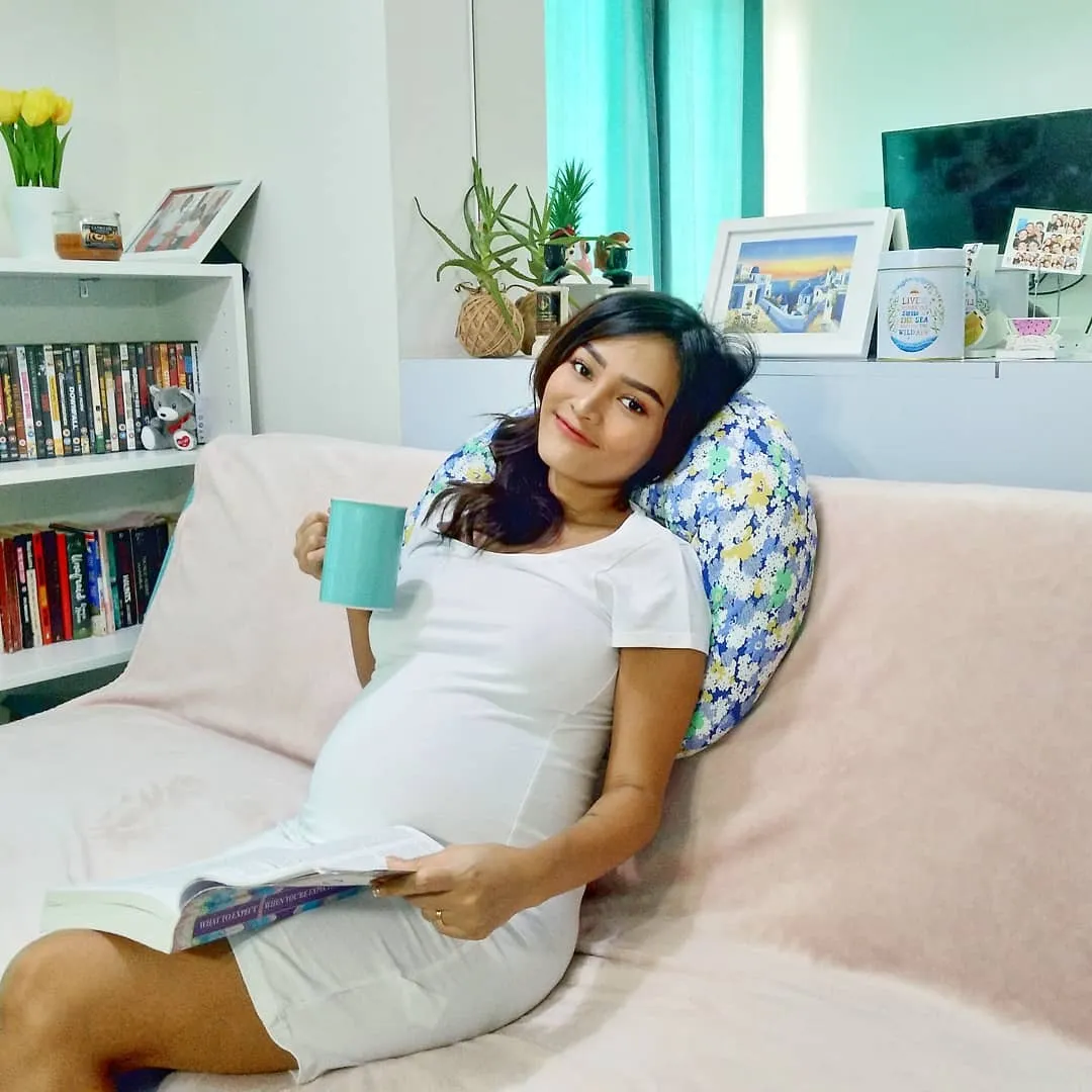 Rachel tengah mengandung anak pertama. Credit: via instagram.com/rachgoddard