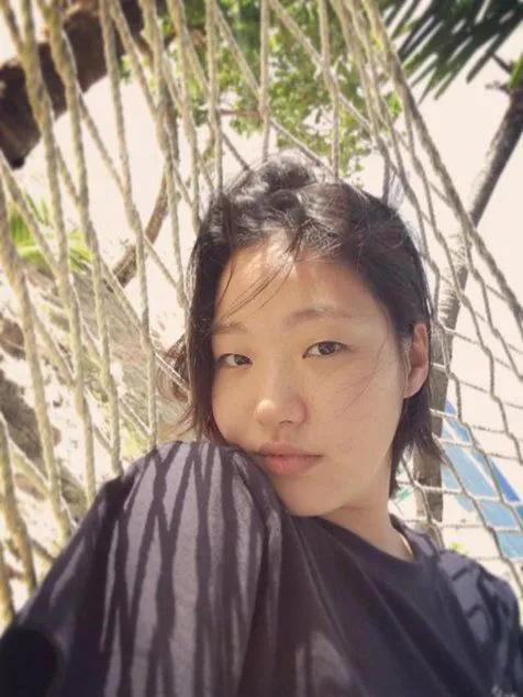 Kim Go Eun hapus foto selfie tanpa makeup. ©Instagram/ggonekim