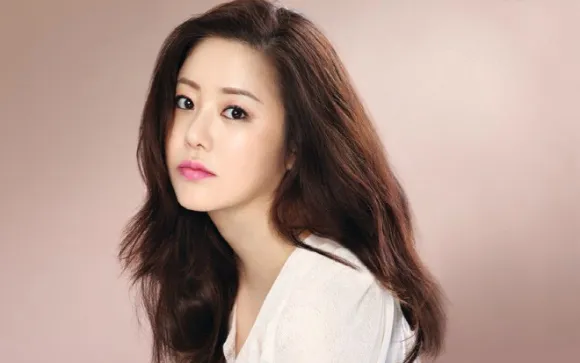 Lama nggak main drama, Go Hyun Jung tetap dibayar ratusan juta. © soompi.com