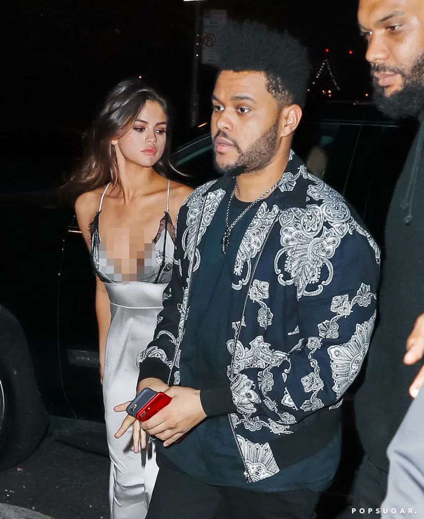 Selena pakai lingerie saat kencan dengan The Weeknd © PopSugar
