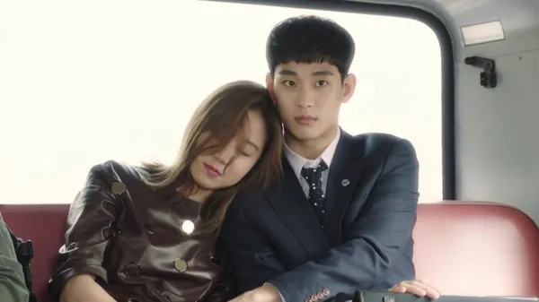 Kisah noona romance bak Gong Hyo Jin dan Kim Soo Hyun benar-benar sedang marak di Korea. ©kdramastars.com