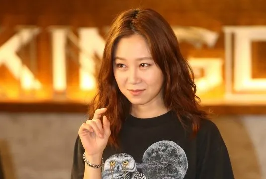 Gong Hyo Jin dan IU memastikan diri bintangi Producer, bareng Kim Soo Hyun dan Cha Tae Hyun. ©dramafever.com