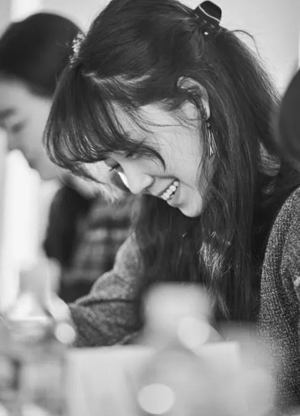 Gong Hyo Jin saat baca naskah THE MOST ORDINARY ROMANCE  © Zip Cinema