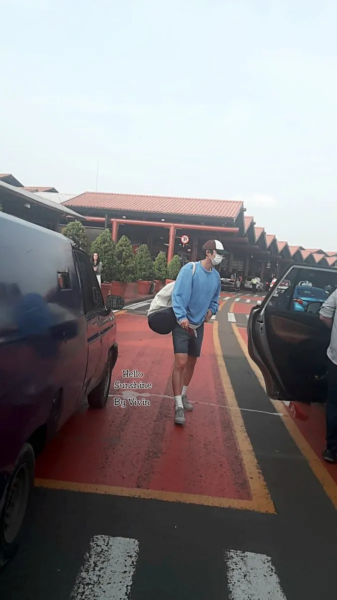 Kira-kira ada kegiatan apa ya Gong Yoo hadir di Indonesia? /©twitter.com/vivin0625