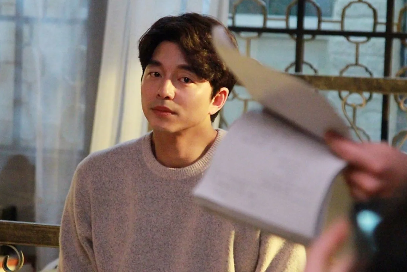 Gong Yoo diperkirakan akan mengambil libur setelah menyelesaikan jadwal syuting iklan dan pemotretan. ©tvN