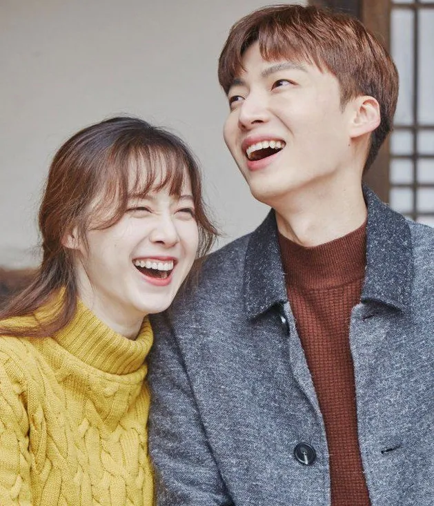 Goo Hye Sun menulis sendiri sebuah lagu spesial untuk auaminya dan reality show 'Newlyweds Diary' © koreaboo