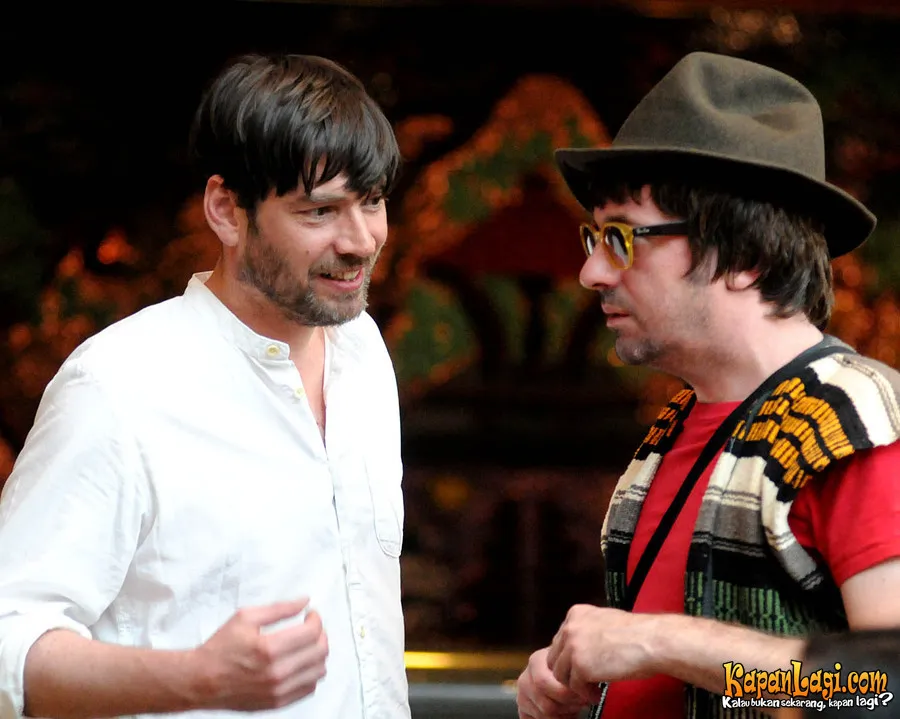 Alex James dan Graham Coxon saat interview, Rabu (15/5) siang @KapanLagi.com®/Bambang E Ros