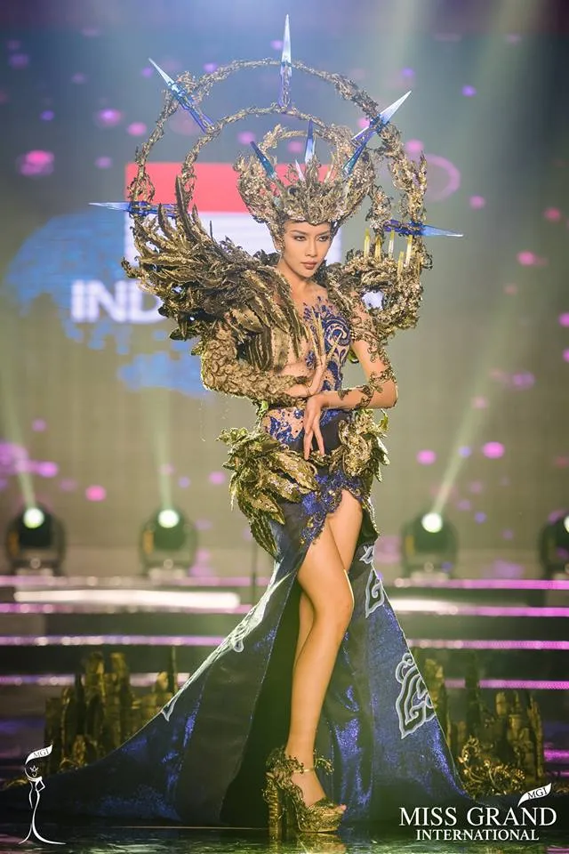 Unik, kostum nasional Indonesia mendapat banyak dukungan di ajang Miss Grand International 2017. /©facebook.com/MISSGRANDINTERNATIONAL