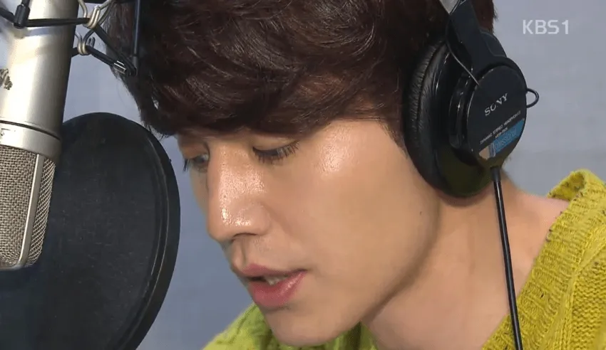 Selain berparas tampan, bulu mata Lee Dong Wook juga buat penggemar terpesona. /© via koreaboo.com