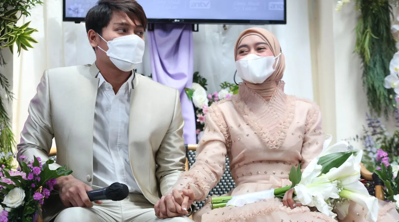 Rizky Billar & Lesti Kejora - Budy Santoso © KapanLagi.com