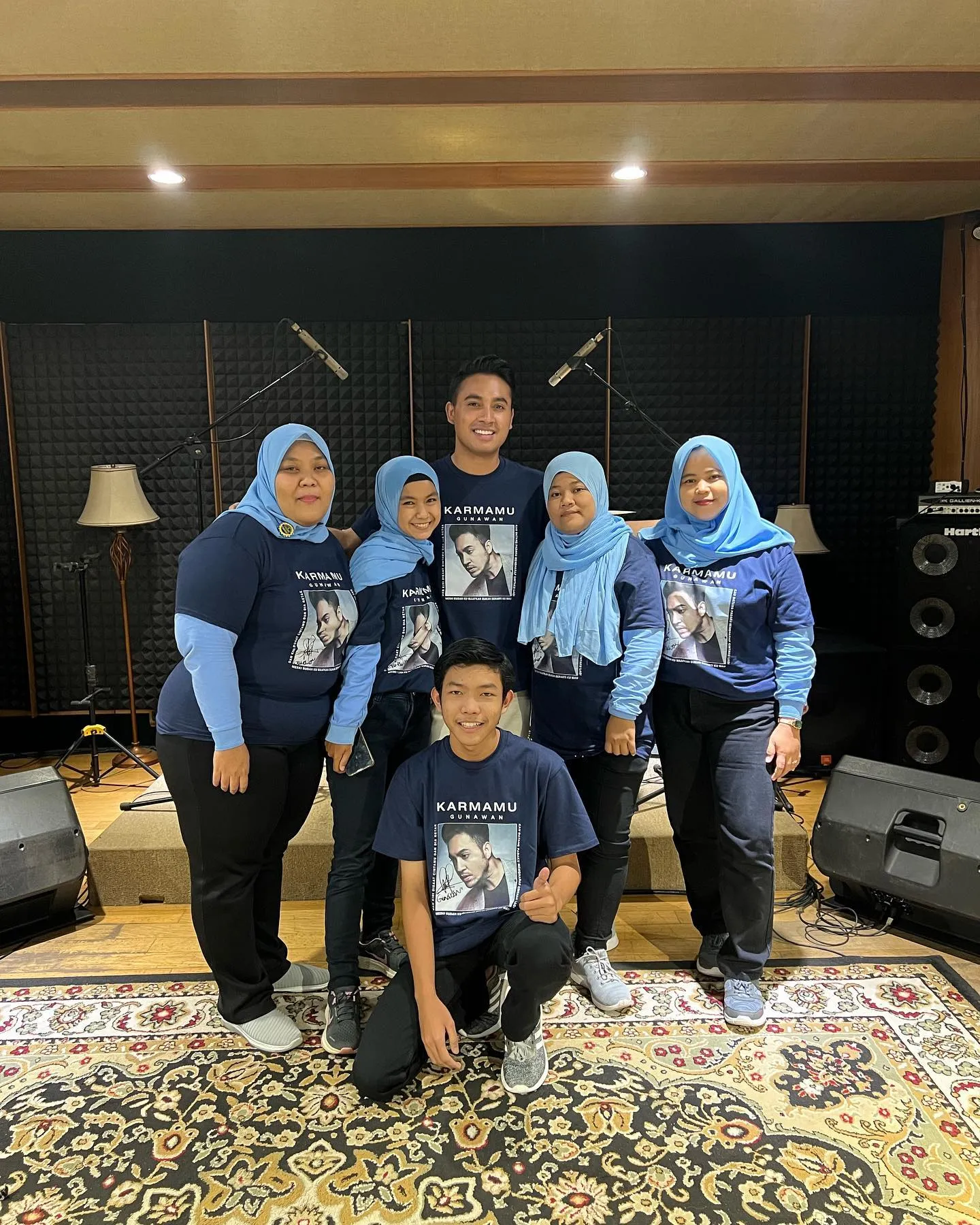 Memadukan Dua Genre Berbeda