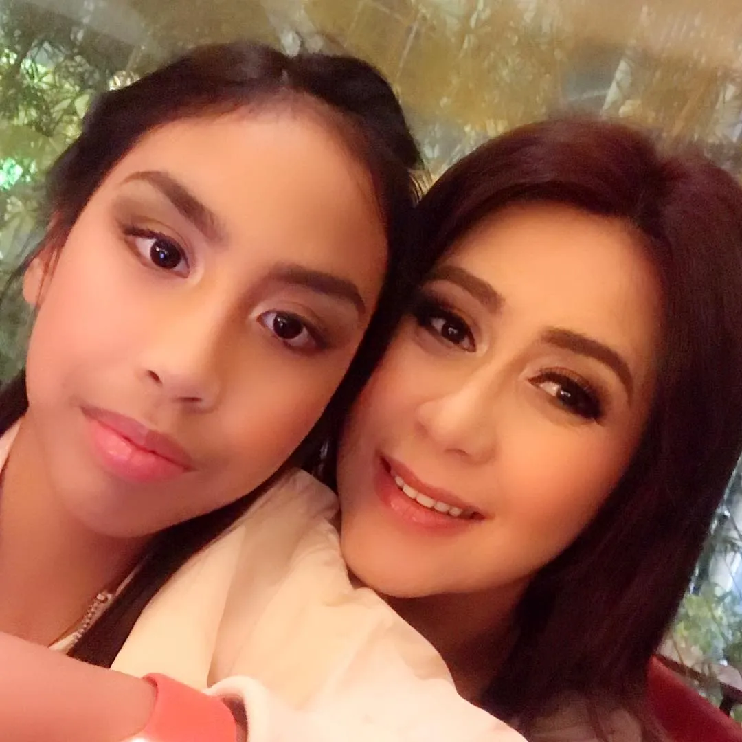 Gunawan 'kembar' dengan putranya / Credit: Instagram - gunawan_sudrajat_real