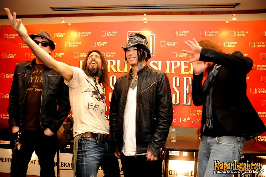 GNR saat jumpa pers di Hotel Mulia, Jakarta @foto: KapanLagi.com®/Bambang E Ros