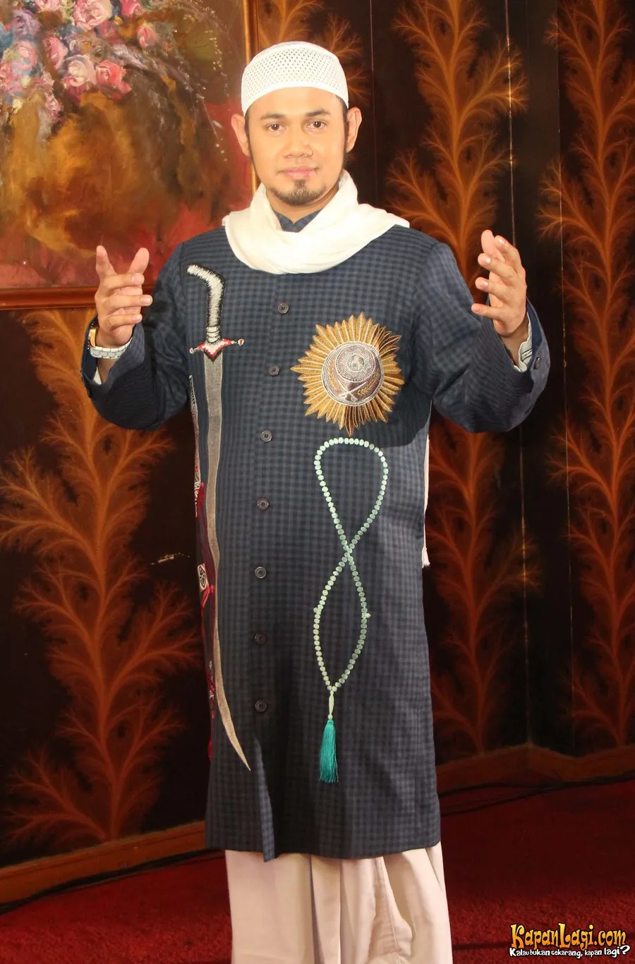 Semua pasien UGB selalu ada ulat dan dibilang terkena guna-guna. @KapanLagi.com®