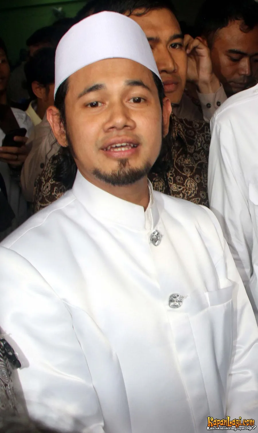 Meski berdamai, kasus hukum UGB tetap berjalan. @KapanLagi.com®
