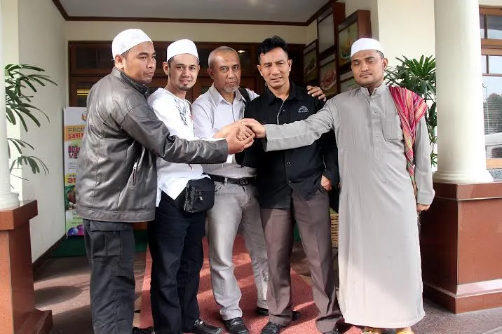 Ustaz Guntur Bumi sudah lakukan islah dengan Hans Suta @KapanLagi.com