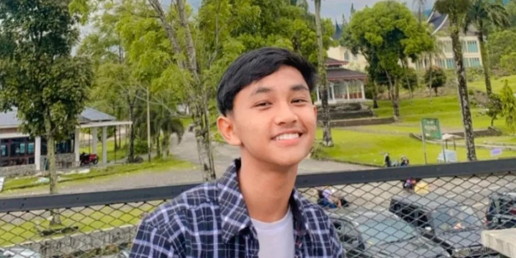 Gustrian Geno - Sia Mengharap Cintamu