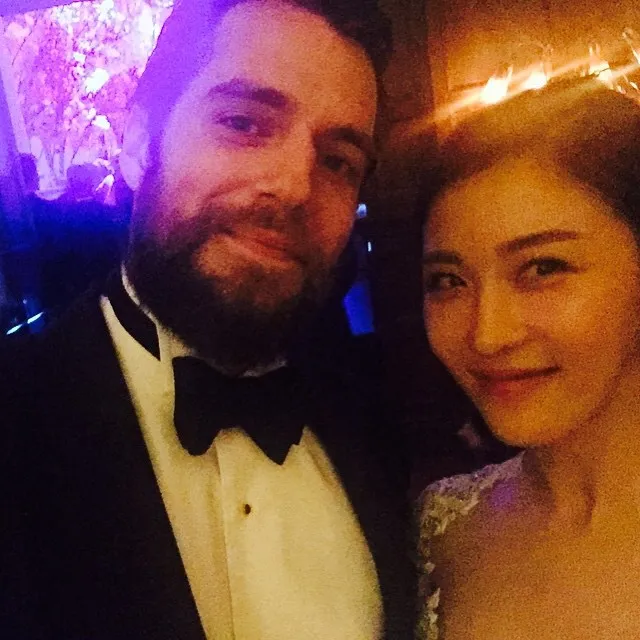 Ha Ji Won dan Henry Cavill saat menghadiri Laureus World Sports Awards. ©Instagram/Ha Ji Won