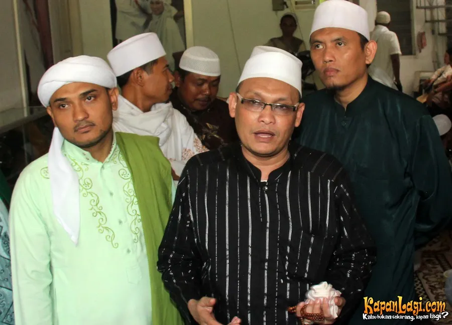 Habib Selon mengungkap kemungkinan akan ada ribuan orang hadir di tahlilan 7 hari kematian Olga Syahputra.