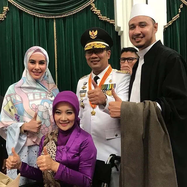 © Instagram.com/kartikaputriworld