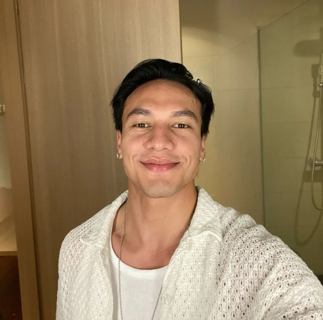 credit: https://www.instagram.com/jefrinichol/