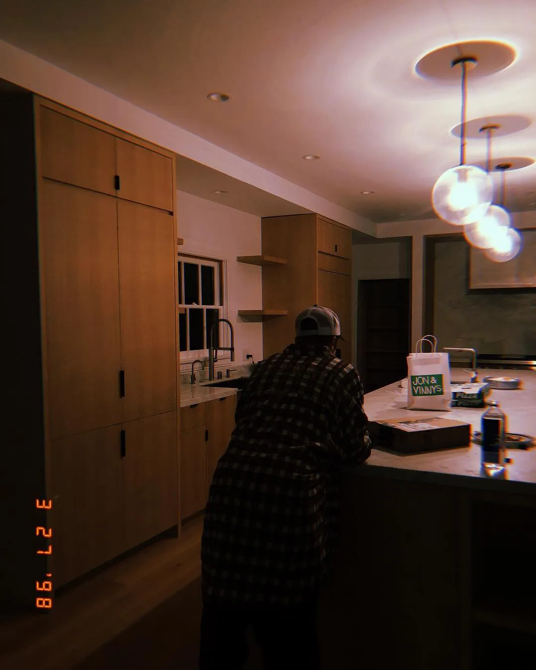 Hailey pamer isi rumahnya © instagram.com/haileybieber