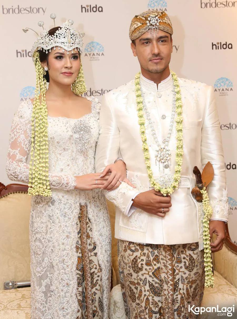 Pernikahan Hamish Daud dan Raisa dianggap netizen sebagai hari patah hati nasional. ©KapanLagi.com/Agus Apriyanto
