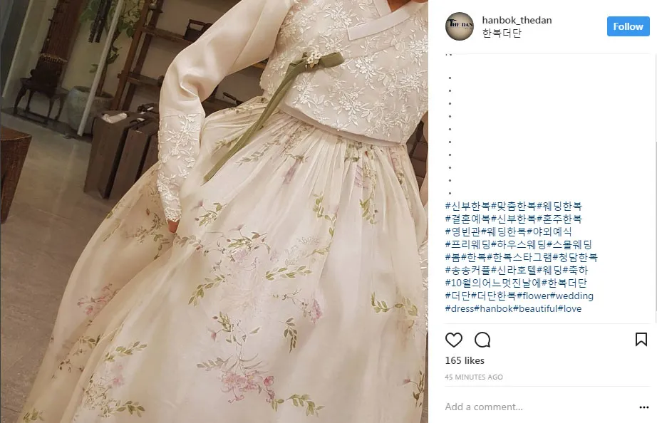 Hanbok cantik yang diduga akan digenakan Song Hye Kyo. © Instagram/hanbok_thedan