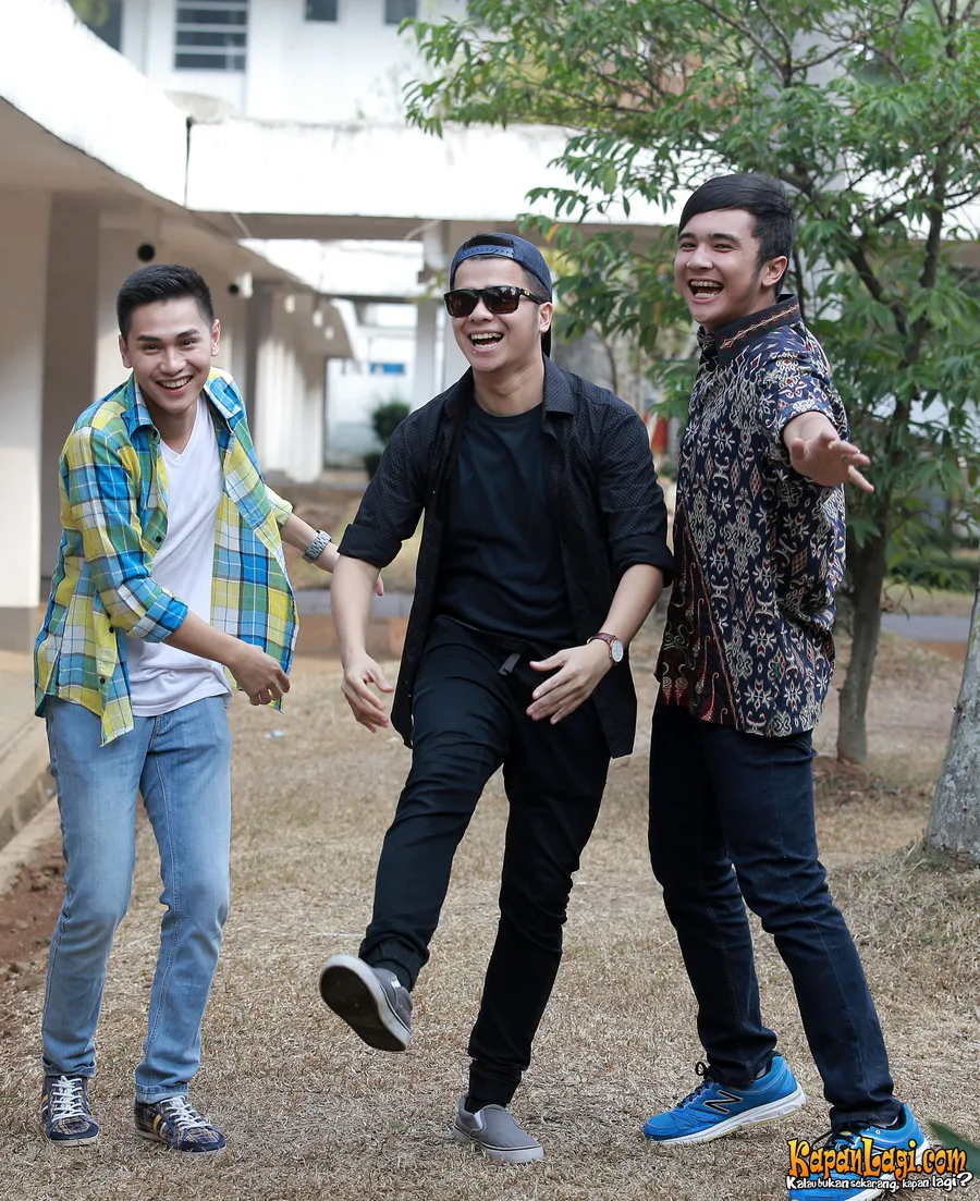 Agustusan, tiga pria ganteng bakal bertanding menyelesaikan syuting cepat-cepat © KapanLagi.com®/Budy Santoso