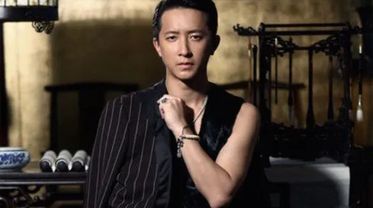 Han Geng ikut sumbang korban Tianjin sebesar Rp 2 M. ©soompi.com