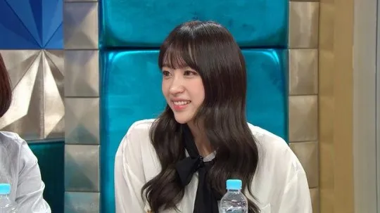 Hani EXID harus minum obat penenang sebelum syuting. © soompi.com