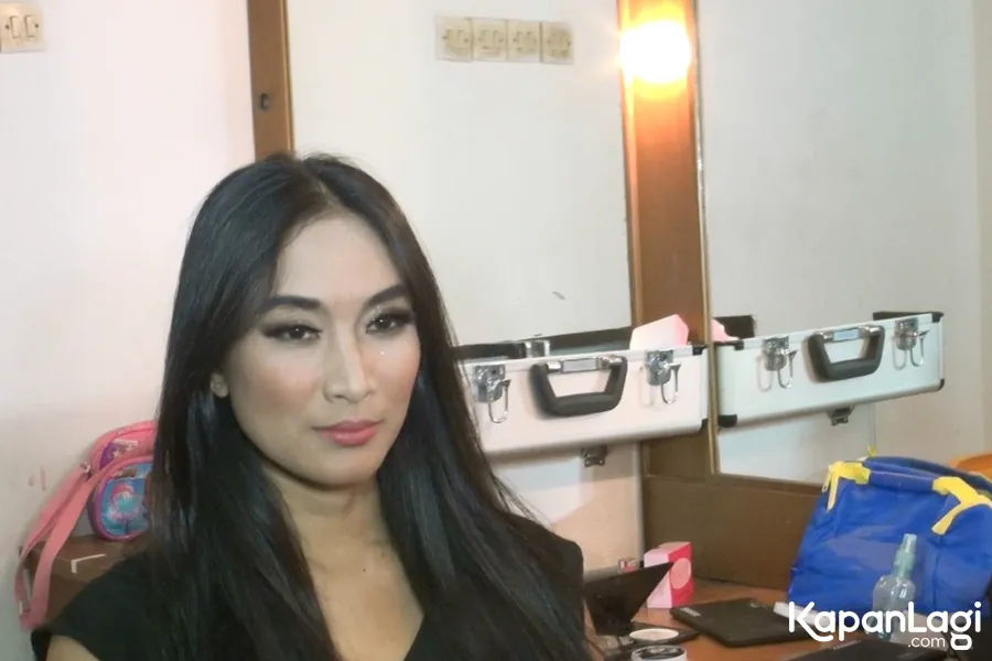 Happy Salma dilarang berimprovisasi di atas panggung © KapanLagi.com®/VJ Ryan