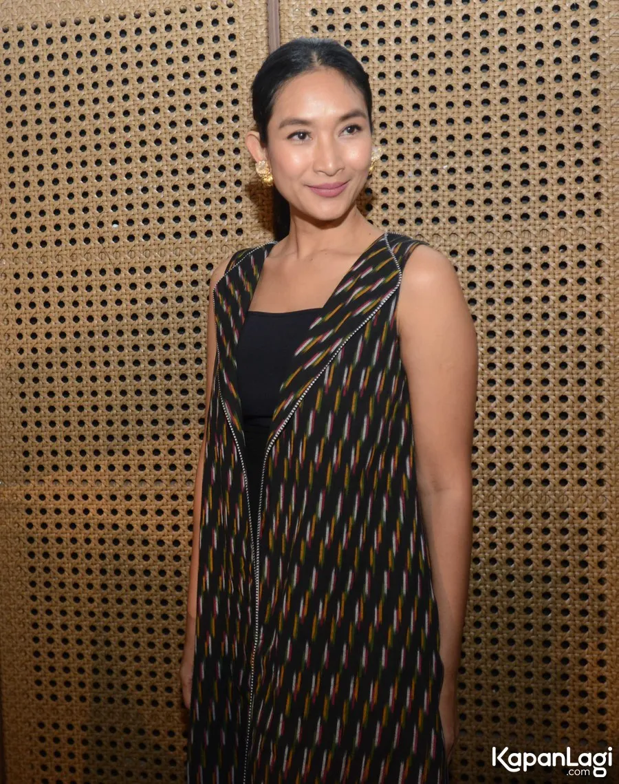 Happy Salma terkejut dengan video anak-anak yang melakukan bullying di Thamrin City. ©KapanLagi.com/Bayu Herdianto