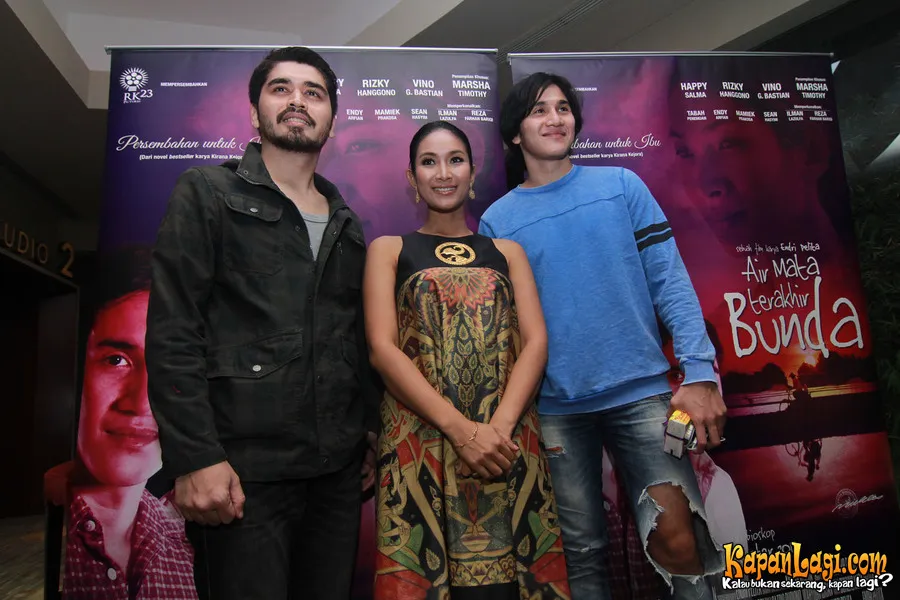 Rizky Hanggono - Happy Salma - Vino G Bastian