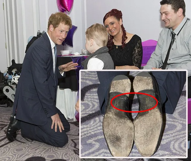 Sepatu Harry @ dailymail.co.uk