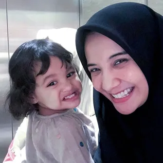 Zaskia dan Hawa berpoto bersama (credit: instagram.com/irwansyah_15)