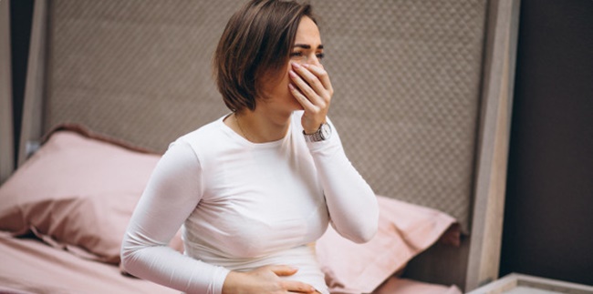 12 Ways to Naturally and Easily Deal with Morning Sickness During Early Pregnancy