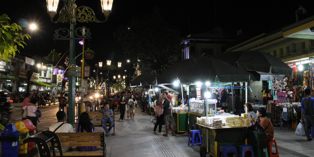 15 Authentic Night Culinary Destinations in Jogja, Guaranteed to Make You Crave!