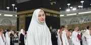 Angbeen Rishi Umrah Tanpa Adly Fairuz, Kondisi Rumah Tangga Dipertanyakan