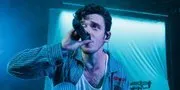 Arti dan Makna Lagu Never Not - Lauv yang Menggambarkan Kenangan Cinta Pertama