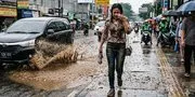 Arti Mimpi Kena Air Kotor Menurut Psikologi, Primbon, dan Cara Menyikapinya