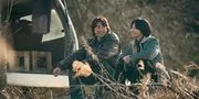 Drama Korea Pertama Song Hye Kyo dan Gong Yoo Berlatar 1960-an Akhirnya Rilis First Two Shot