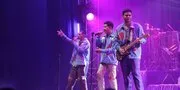 Fans Dibikin Shock Dengan Kejutan Bertubi-Tubi di Konser RAN The Sweet Seventeen Show