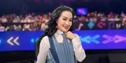 Iis Dahlia Bongkar Rahasia di Balik Wajah Kencangnya, Anti Dandan Tebal