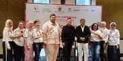 Ivan Gunawan Persembahkan 16 Koleksi Adi-busana Untuk Para Srikandi Pejuang Kanker