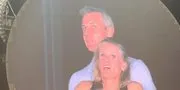 Kristin Cabot Ajukan Cerai ke Suami Usai Ketahuan Selingkuh Lewat Kiss Cam di Konser Coldplay